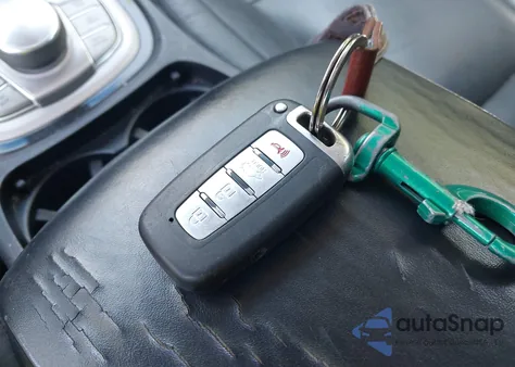 2012 Hyundai Genesis 5.0 R-Spec z USA, uszkodzony, nr VIN KMHGC4DH1CU167361